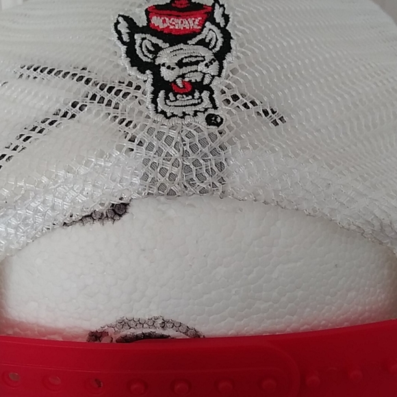 North Carolina State Univ Hat 1Sz $28 +Free hat - Picture 3 of 5